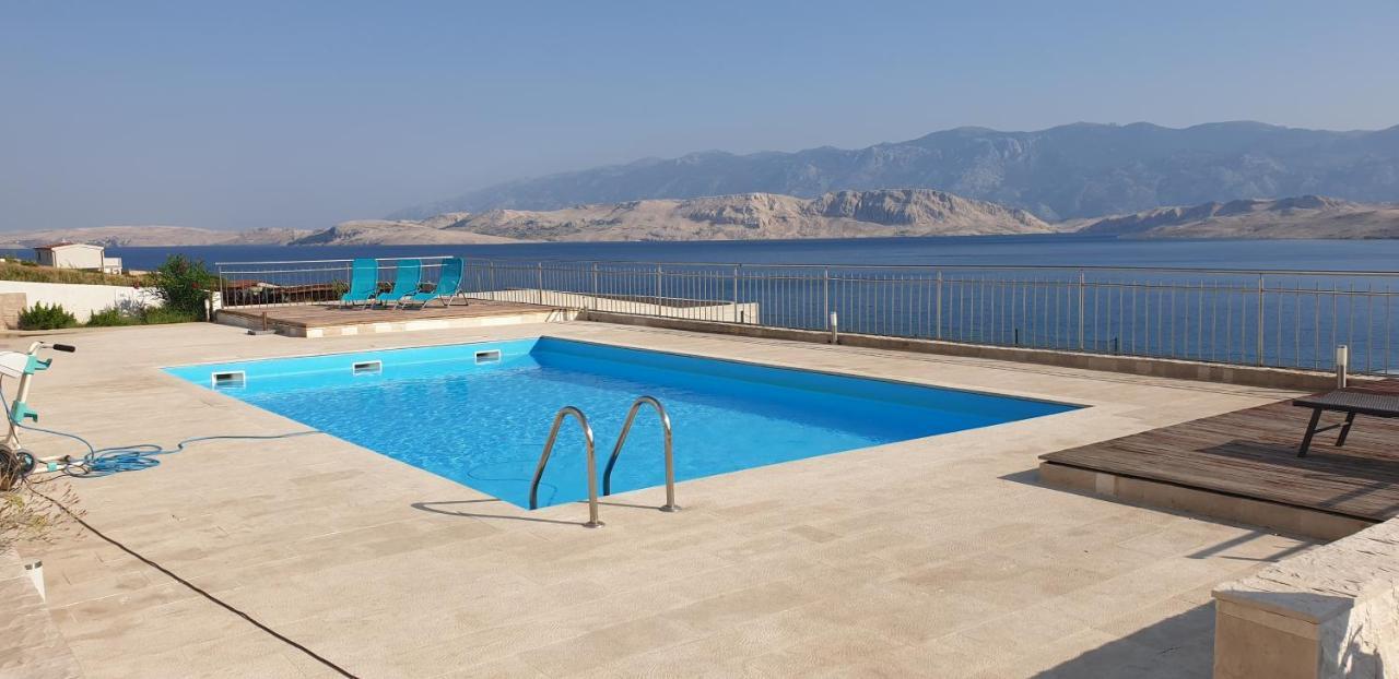 Studio Apartma Pag Blue Ocean 1 With Sea View Pag Town Eksteriør bilde