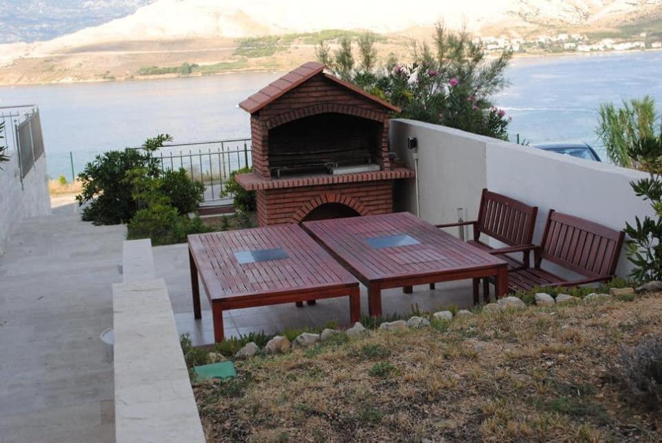 Studio Apartma Pag Blue Ocean 1 With Sea View Pag Town Eksteriør bilde